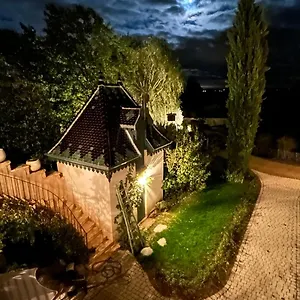  Hébergement de vacances Domaine De La Serve